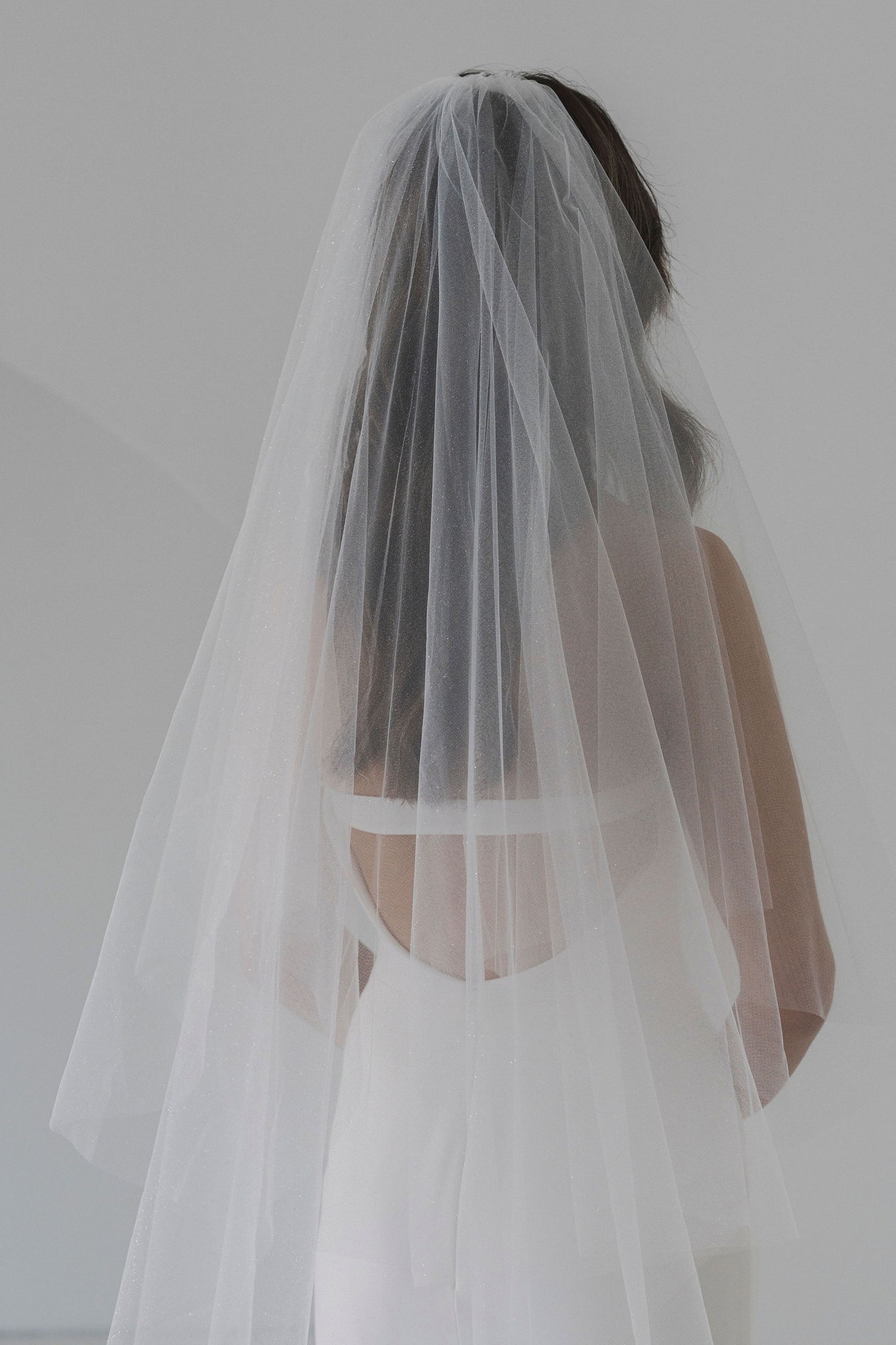 Milla II Sparkle Veil