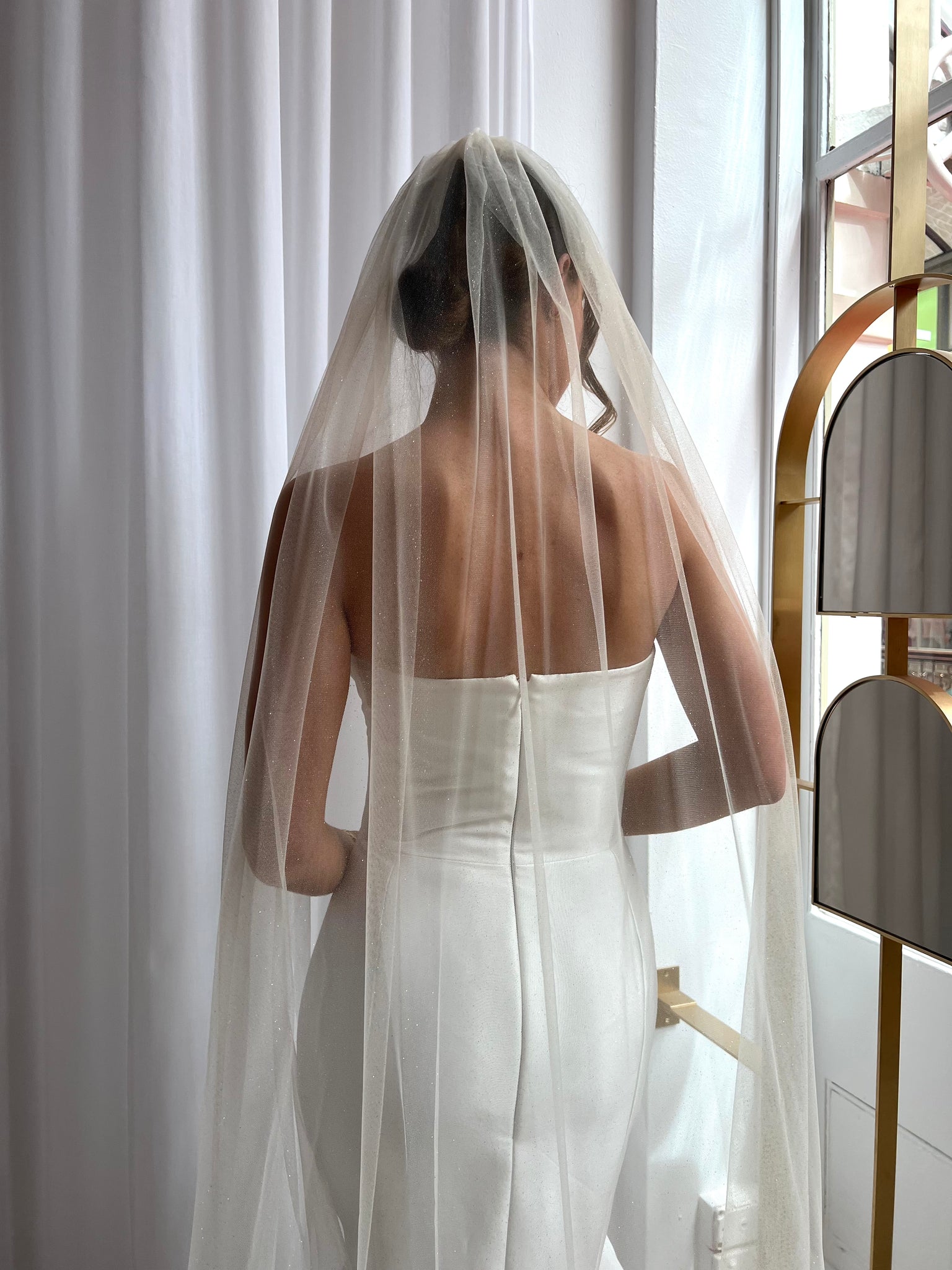 Cora I Sparkle Veil